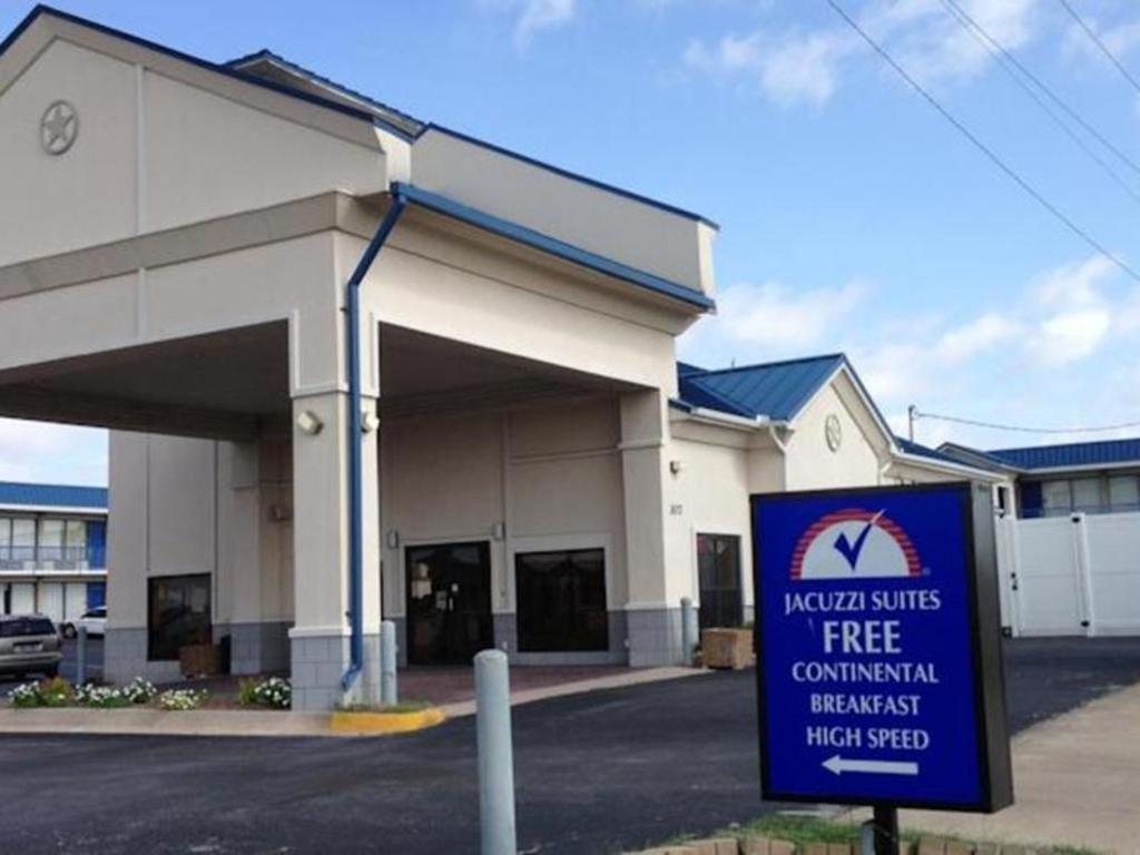 Americas Best Value Inn Hillsboro Εξωτερικό φωτογραφία